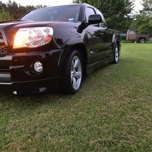 Meet your Posher, Hugo